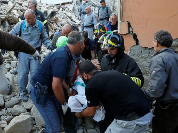 ИТАЛИЈА: Бројот на жртвите од земјотресот порасна на 120 лица