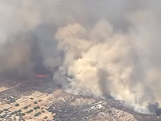 Над 80 илјади лица евакуирани поради огнената стихија во Калифорнија