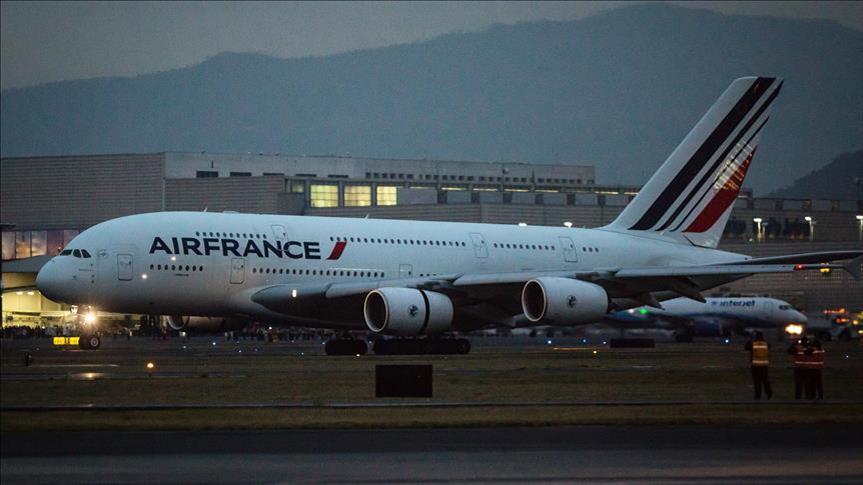 „Ер Франс“ повторно ги откажува летовите поради штрајк на членовите на екипажот