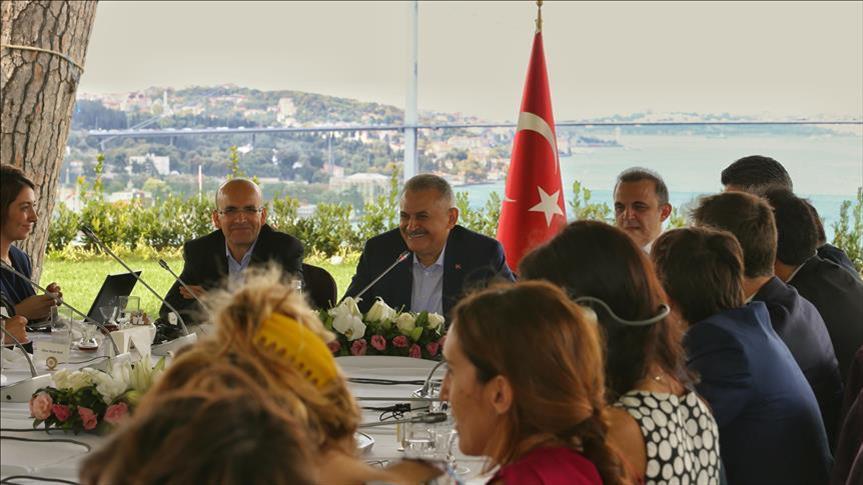 Премиерот Јилдирим на средба со претставниците на странските медиуми