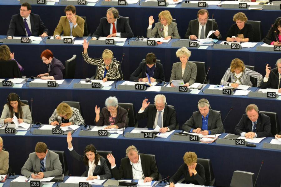 Европратениците денеска ќе дебатираат за резолуцијата за Македонија