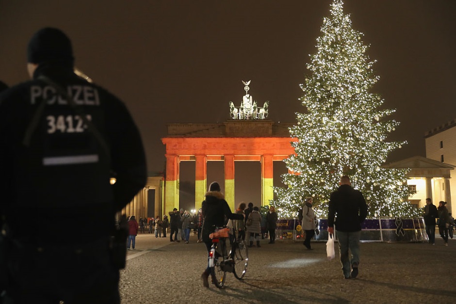 Зголемена готовност на силите за безбедност во Европа пред Божиќ