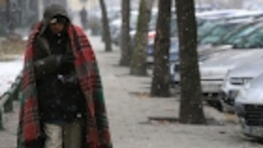Над 50 луѓе починаа од студ во Европа