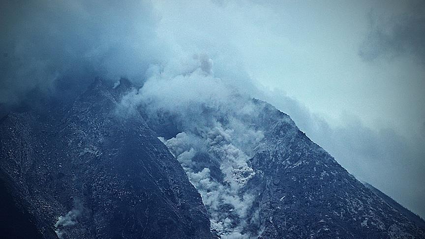 Повторно се активира вулканот Богослоф на Алјаска