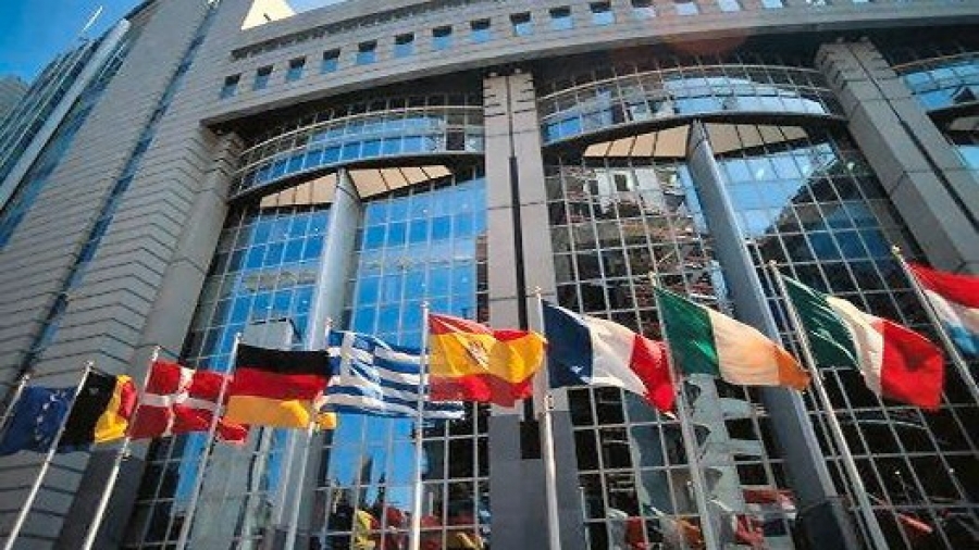 ЕВРОПСКИ ПАРЛАМЕНТ: Очекуваме од Македонија транспарентна транзиција на власта и попис