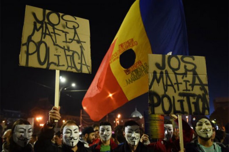 РОМАНИЈА: Градинка ќе згрижува деца чии родители ќе протестираат во текот на ноќта