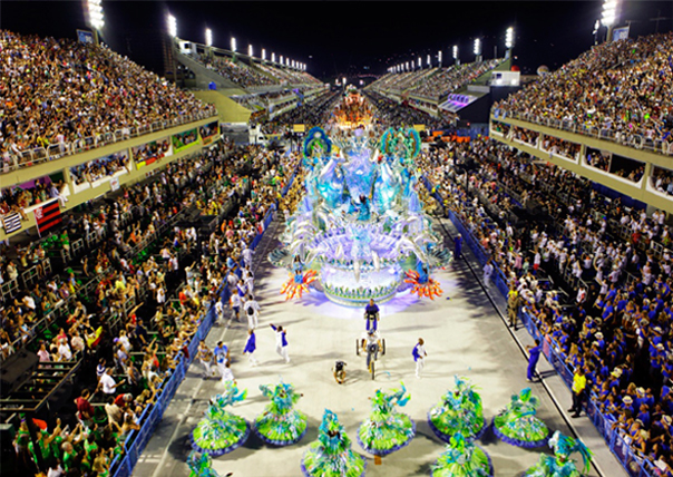 Дванаесет повредени на карневалот во Рио де Жанеиро