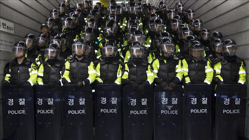 Јужна Кореја: Спречено извршување претрес на претседателскиот кабинет