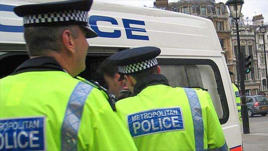 В. Британија: Вооружени полицајци вршат претреси во врска со нападот во Лондон