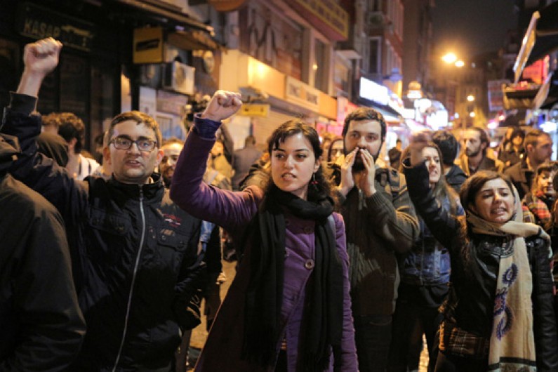 ТУРЦИЈА: Протести против резултатите од референдумот
