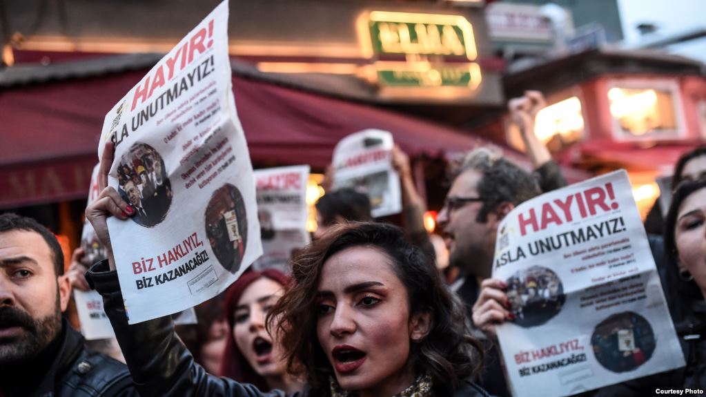 ТУРЦИЈА: Опозицијата официјално го оспори референдумот