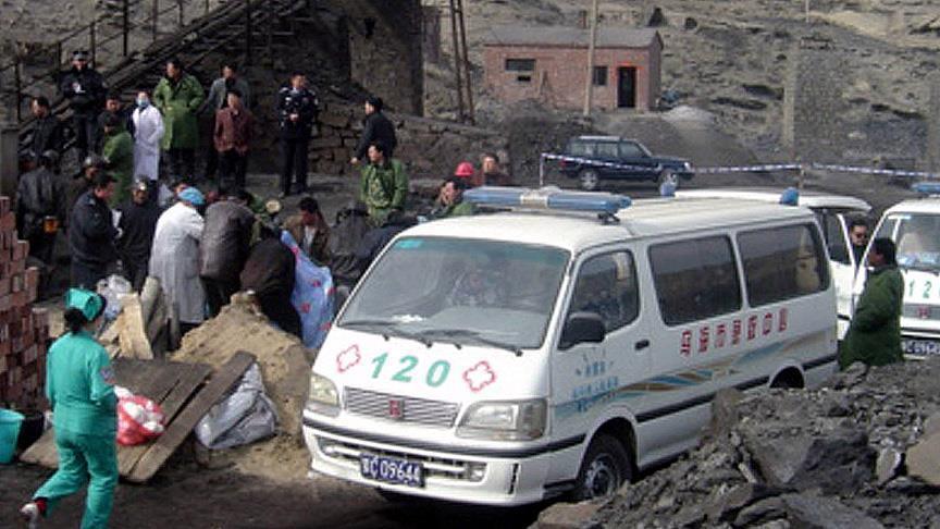 Кина: Поради свлечиште евакуирани 7.000 лица, урнати се 172 куќи