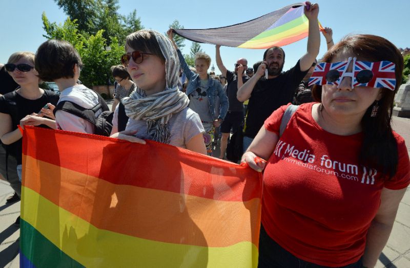 Масовна геј парада во Киев поддржана од украински политичари и странски дипломати