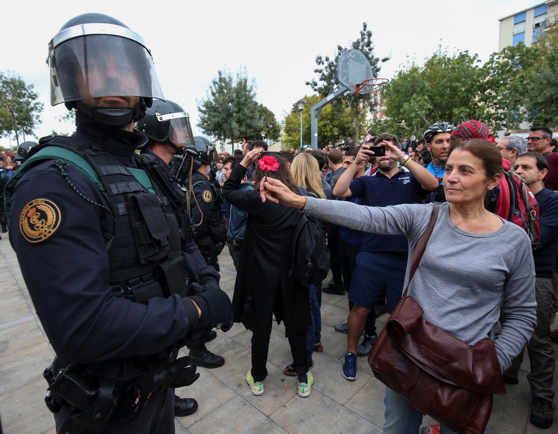 По прогласувањето на референдумот за незаконски, Каталонците денеска со генерален штрајк