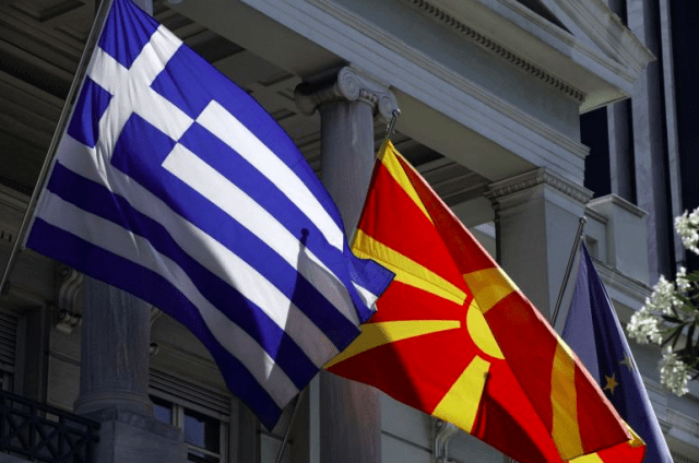 Новото име Северна Македонија ќе се вклучи во грчките учебници