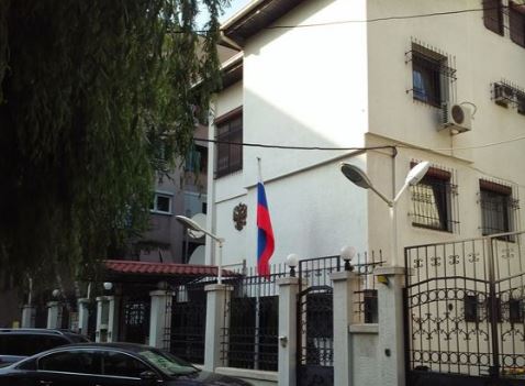 Руска амбасада: Изјавата на Заев е политички неодговорна и русофобна алатка