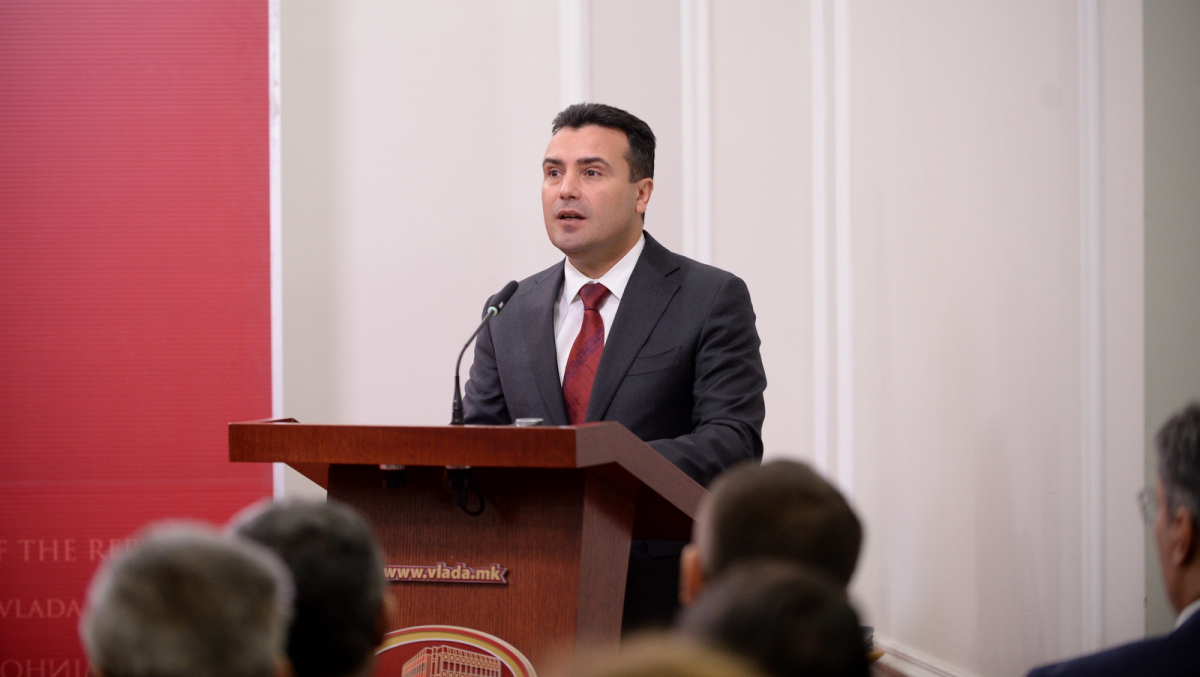 Заев: Јавно го поставувам прашањето – Груевски доброволно заминал или бил киднапиран?