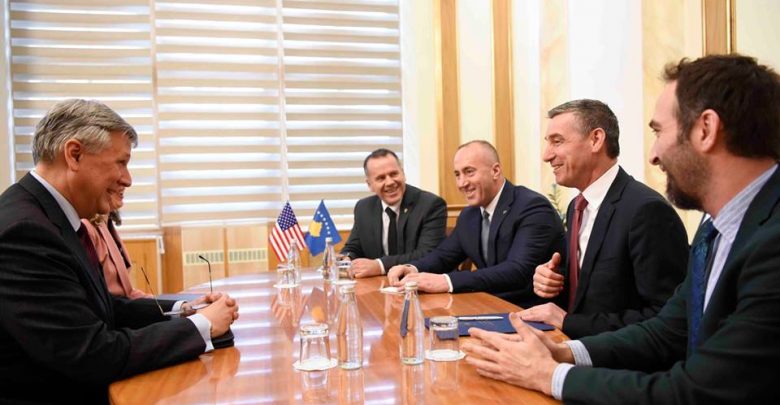 Косовскиот државен врв на средба со американскиот амбасадор