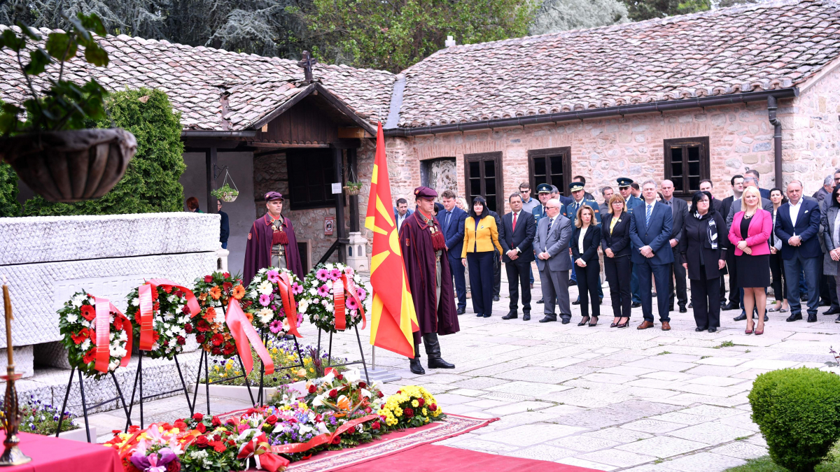 Владина делегација оддаде почит на гробот на Гоце Делчев