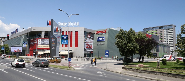 Екипа на Алфа ТВ попречена во работата од страна на приватното обезбедување на Скопје Сити Мол