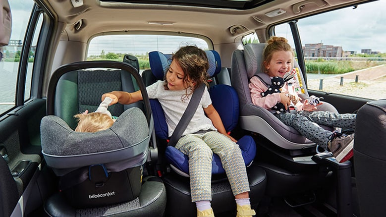 РСБСП: Заштитете ги децата кога патуваат, користете соодветно детско седиште!