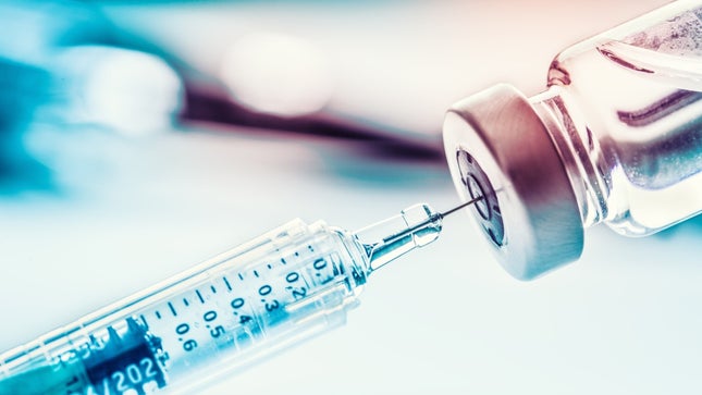 DW: Германија ќе почне со вакцинирање во средината на декември?