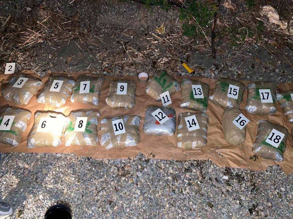 Пронајдени над 100 килограми марихуана во пловен објект на брегот на охридското езеро