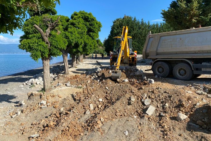 Општина Охрид започнува со уредување на крајбрежјето и отстранување на нелегални објекти
