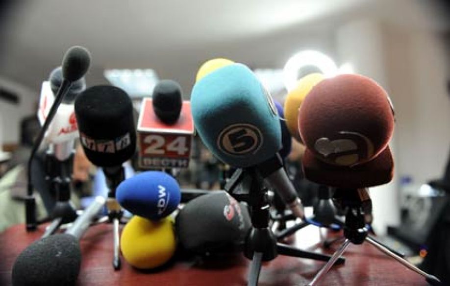 ЗНМ, СЕММ и ССНМ: Уредбата на Владата за помош на медиумите е селективна