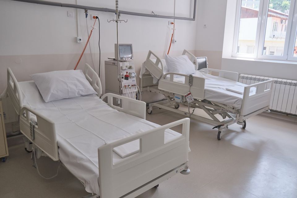 На инфективните одделенија во земјава се лекуваат 598 пациенти, слободни кревети има