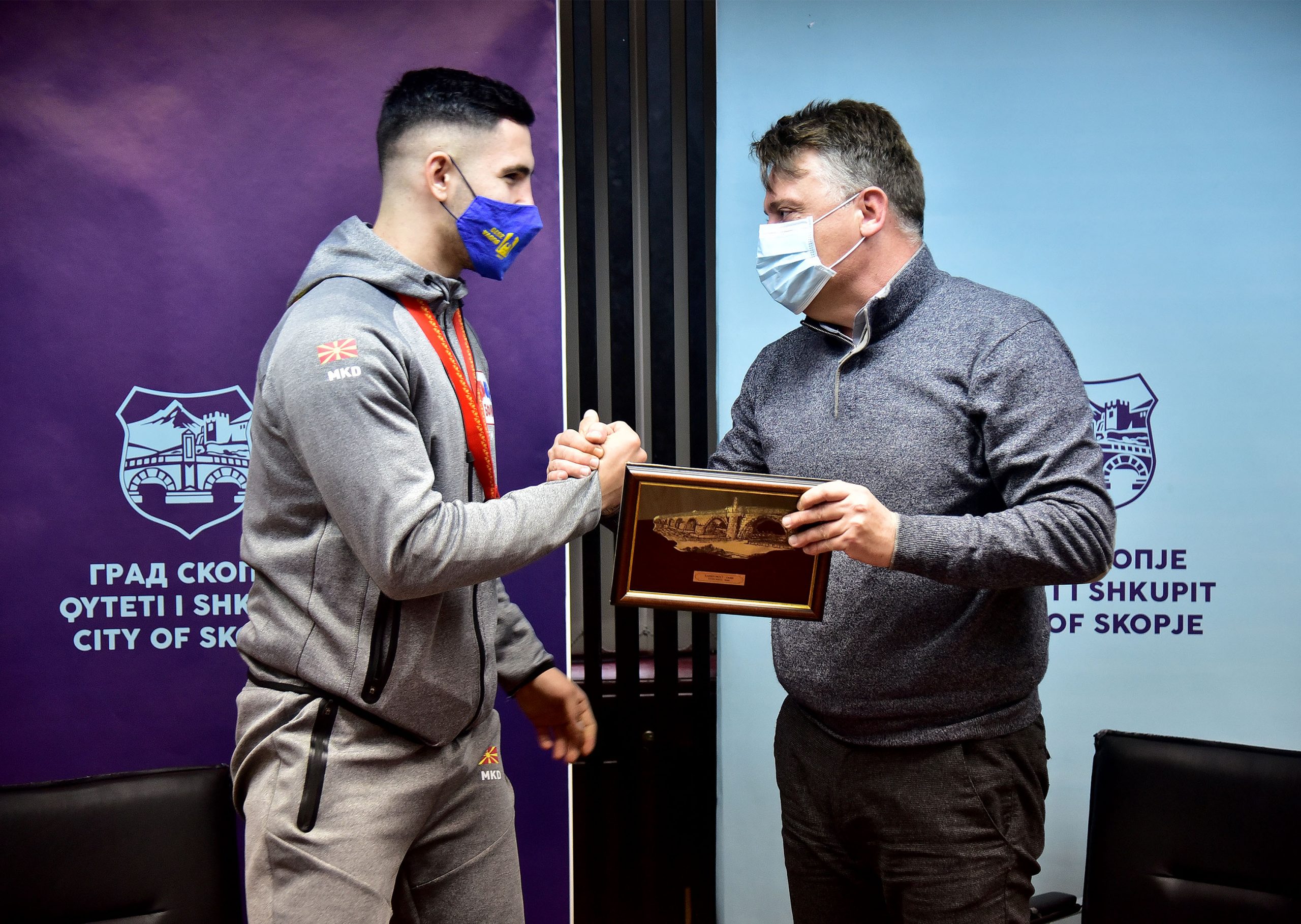 За Ардијан освојувач на бронзен медал на ЕП во бокс за младинци, 100.000 денари од Град Скопје