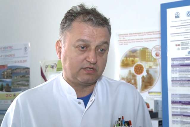 Д-р Димитров: Примарна превенција од ракот на грлото на матката е вакцинацијата со ХПВ вакцина