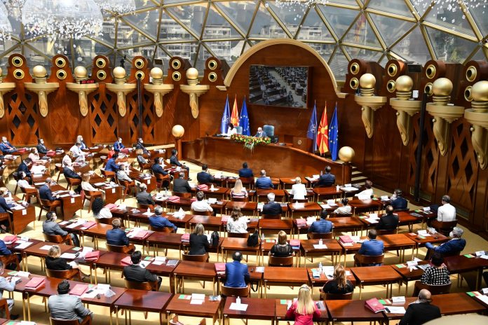 Собранието со 62 гласа „ЗА“ го донесе Законот за попис