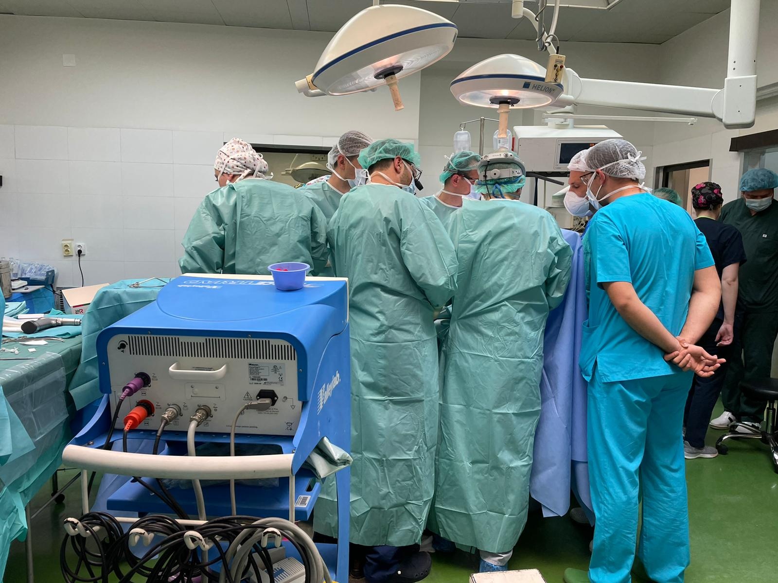 МЗ: За првпат во историјата на македонското здравство направена експлантација на коски и коскени ткива од починат донор