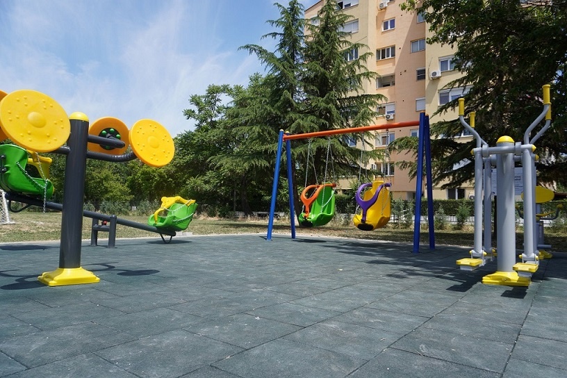 Отворено ново инклузивно игралиште во општина Аеродром