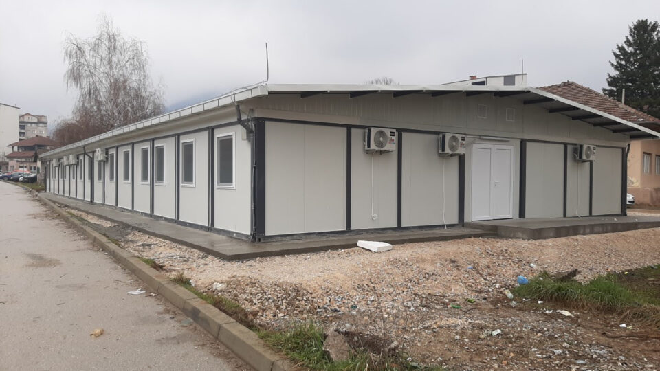 МЗ: Модуларната болница во Тетово изградена согласно сите предвидени процедури и стандарди