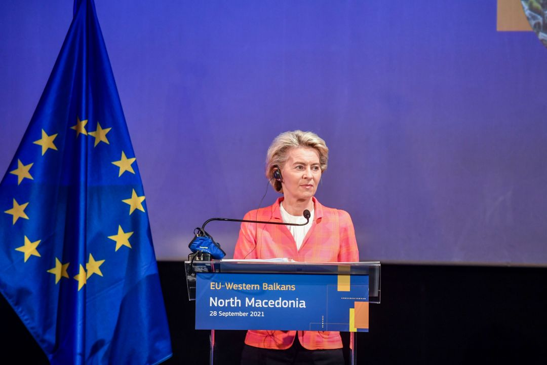 Лaјен: Многу работа за Украина до членство во ЕУ, но процесот е почнат