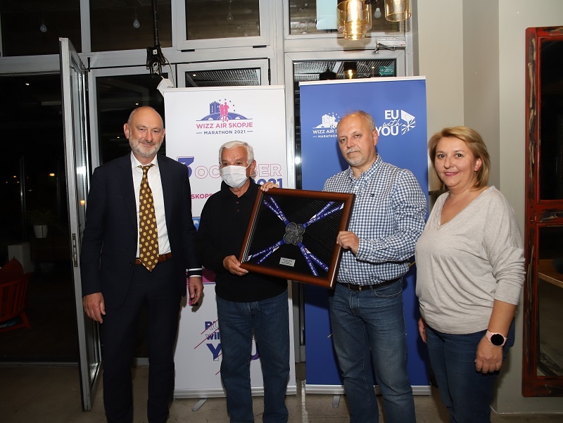 Виз Ер Скопски Маратон ги додели наградите за тим билдинг трката и штафетниот маратон ЕУ за спорт