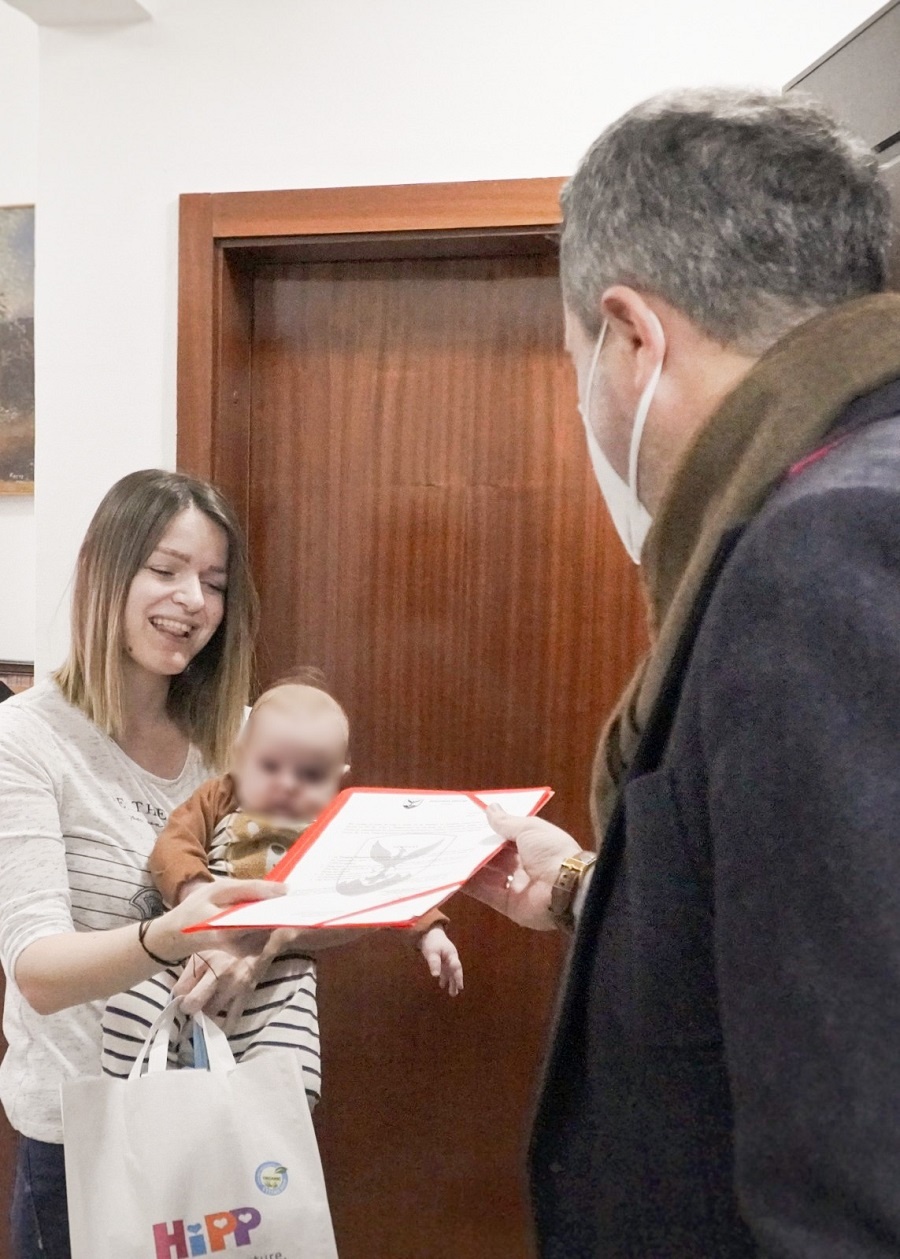 Герасимовски: За 100 семејства по 7.000 денари парична помош за новороденчиња