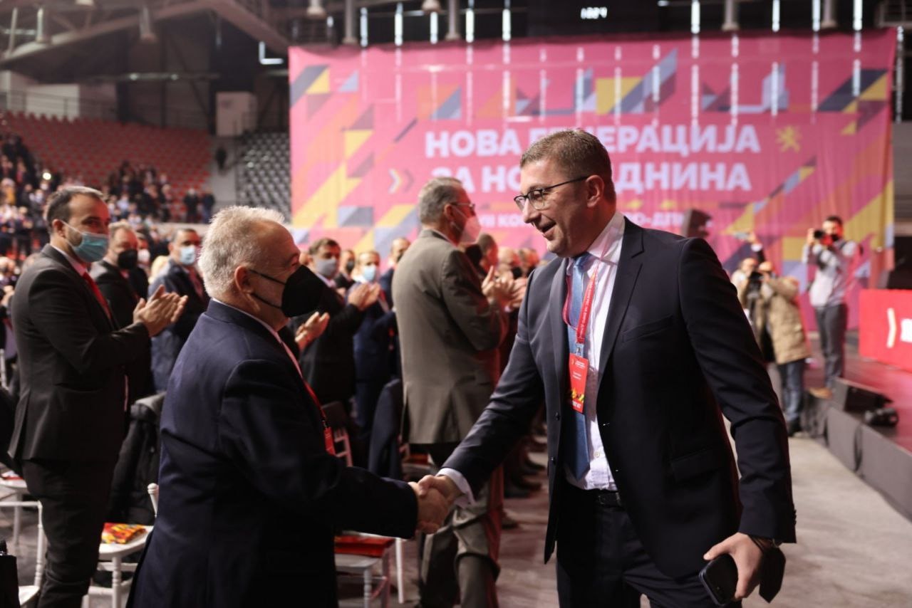 Мицкоски повторно избран за претседател на ВМРО-ДПМНЕ