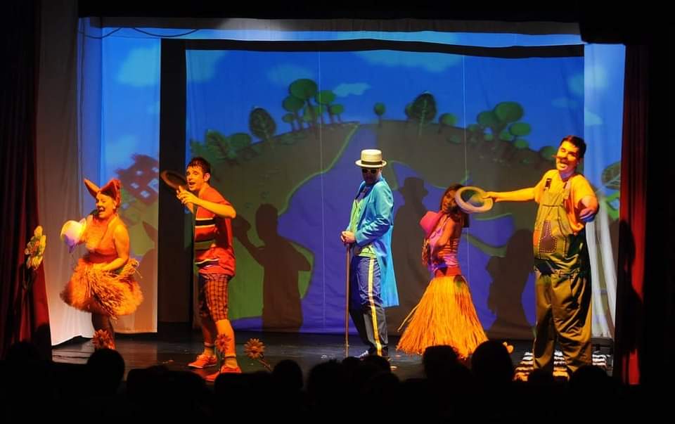 Играна претстава “ЦВЕТНАТА УЛИЦА” во Театар за деца и младинци