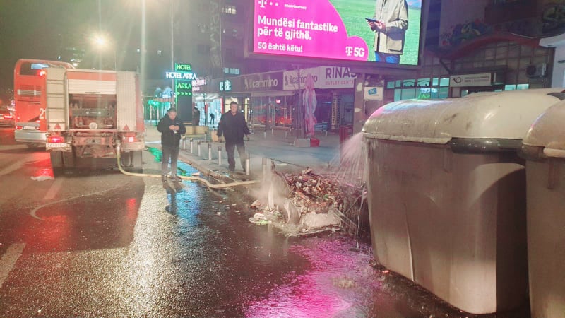 Град Скопје апелира да престане палењето на контејнерите низ скопските улици