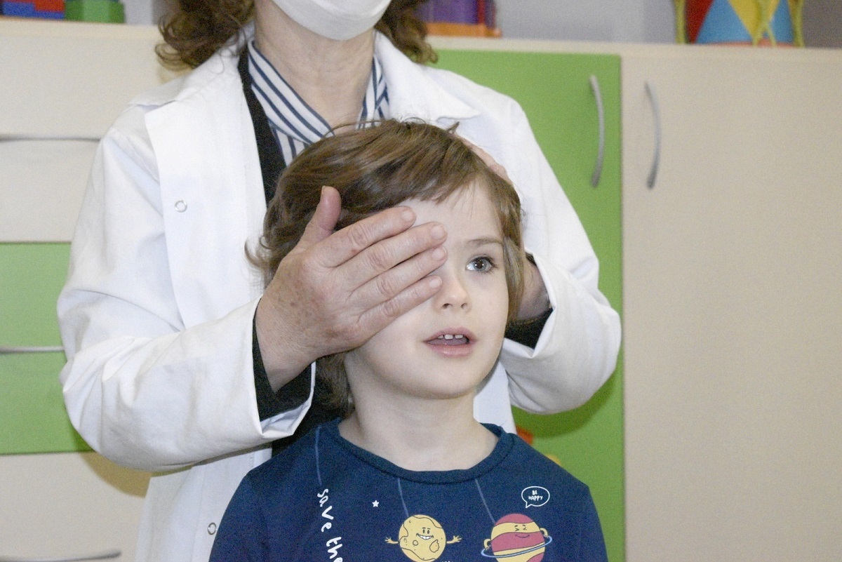 Бесплатни офталмолошки прегледи за 522 дечиња во градинките во Центар