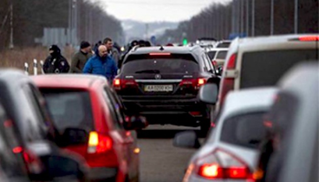 Бегалците од Украина ослободени од плаќање гранично осигурување во Македонија