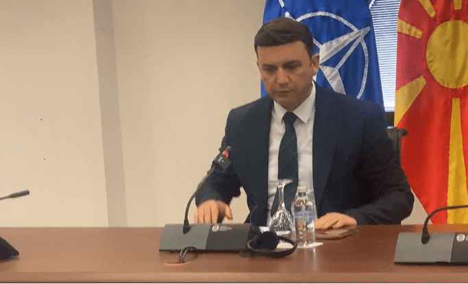 Османи: За дојавите за бомби во земјава го алармиравме НАТО
