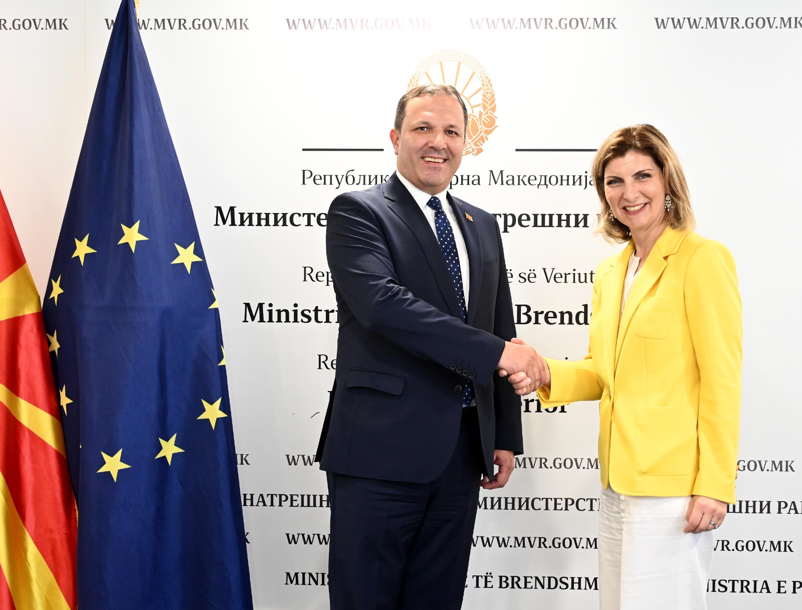 Спасовски-Лунгароти: Наскоро министерска конференција за справување со миграциските текови