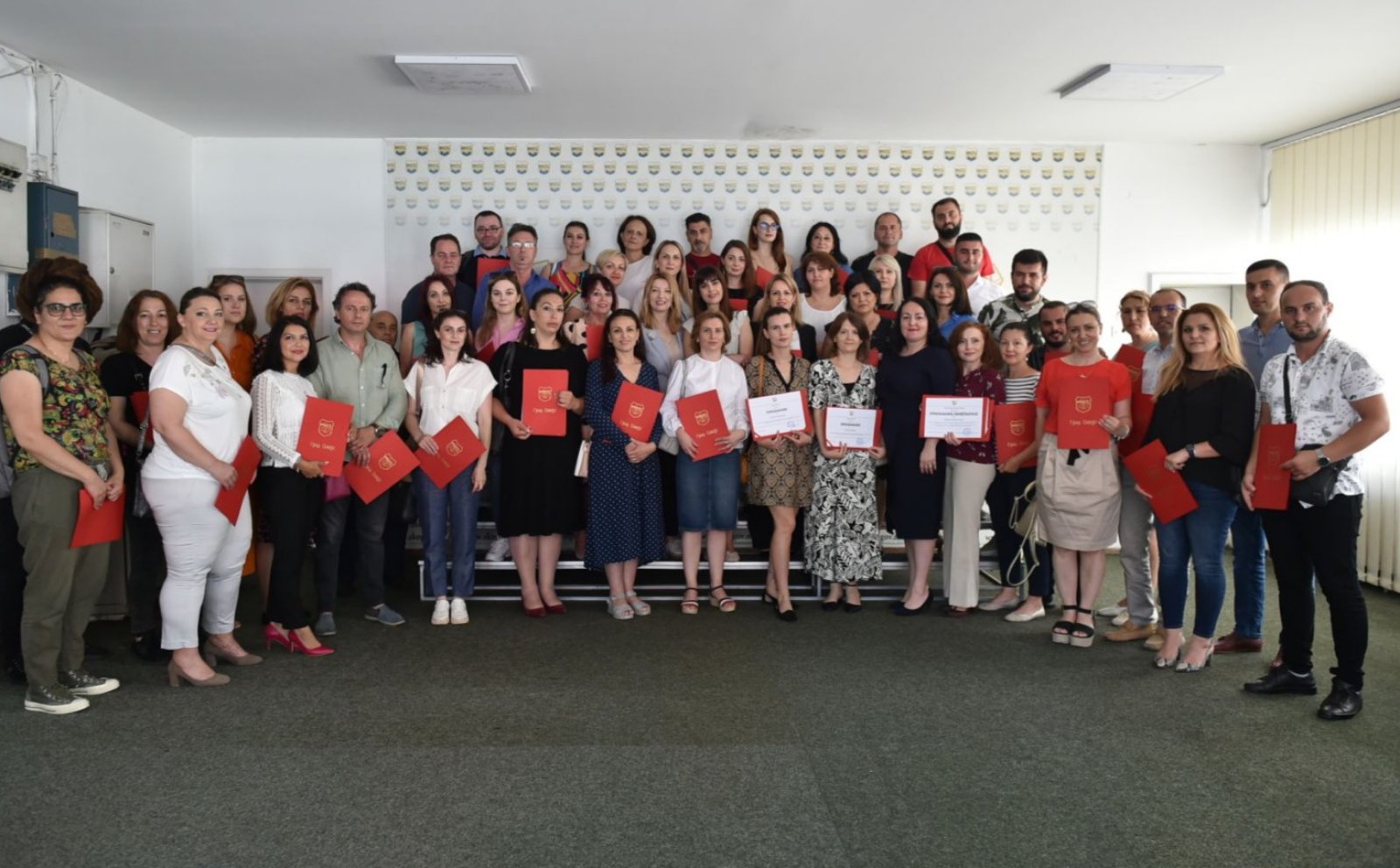 Награди за наставниците на проектот за меѓуетничка интеграција во средното образование