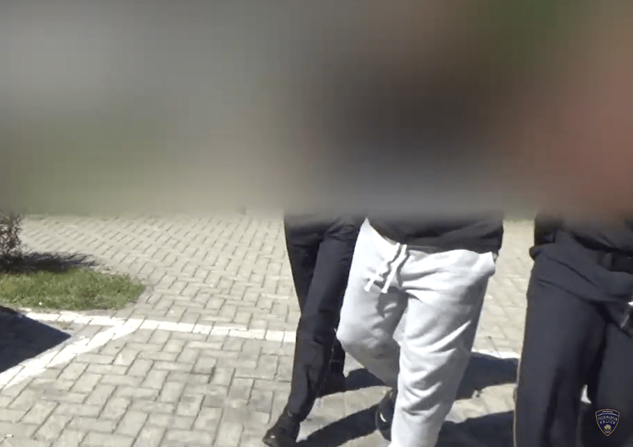 Приведен насилник кој на протест физички нападна полициски службеници