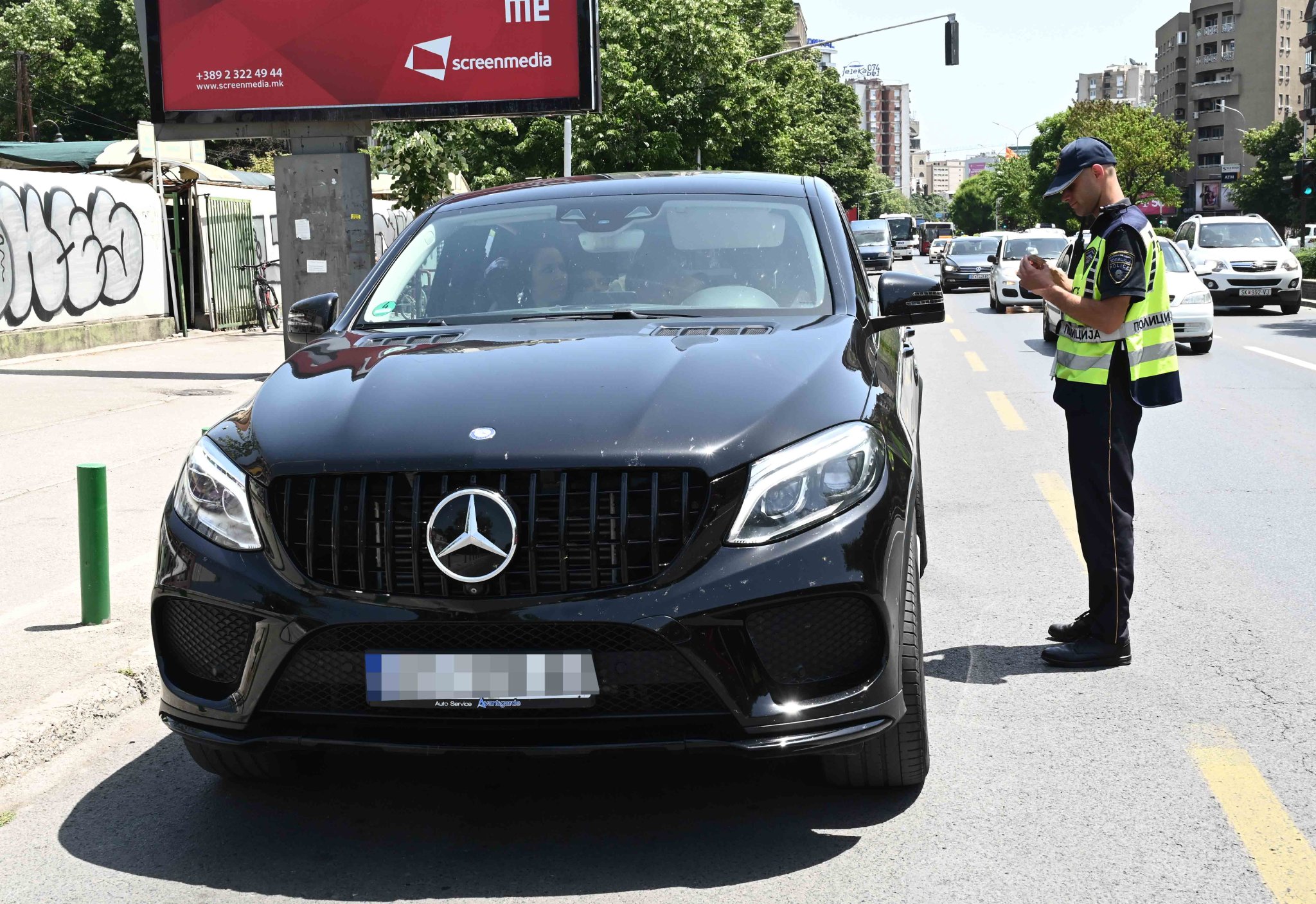 Санкционирани 220 возачи во Скопје, 76 за брзо возење