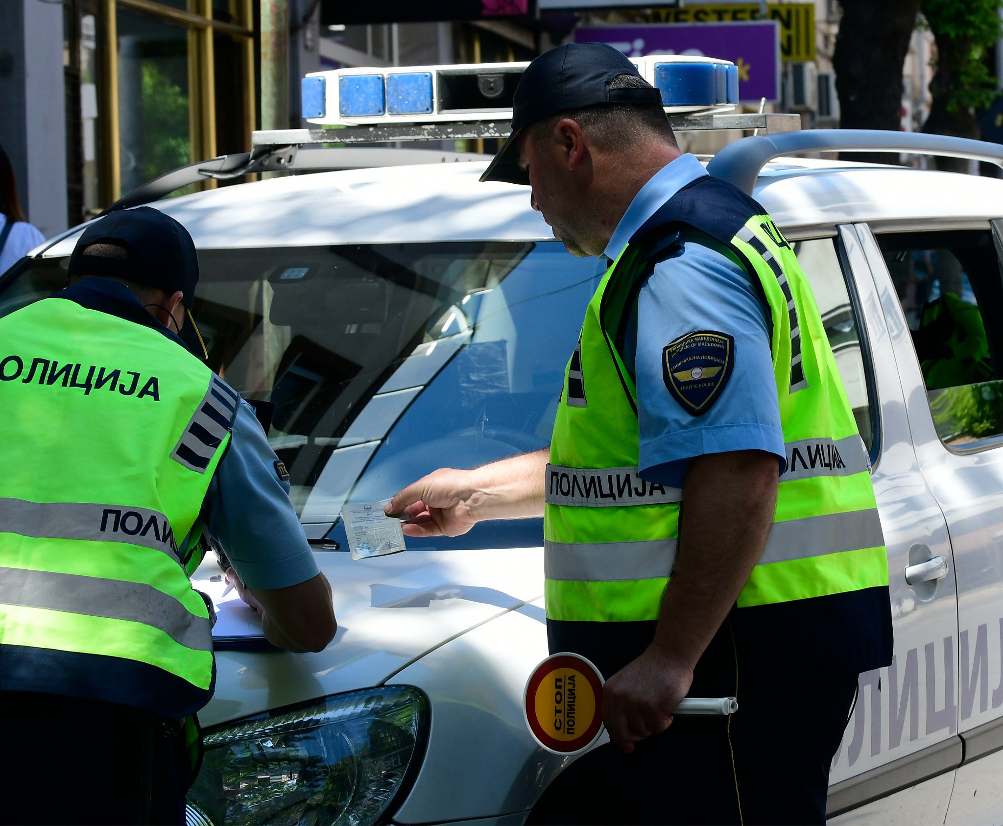 Санкционирани 164 возачи во Скопје, 94 за брзо возење